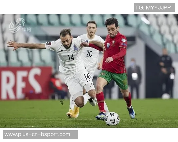 掌握自由足球背身护球技巧提升你的球场控制力与对抗能力 掌握自由足球背身护球技巧提升你的球场控制力与对抗能力